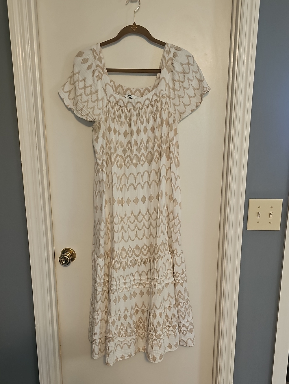 Sonoma White Maxi Dress with Beige Pattern And Pockets